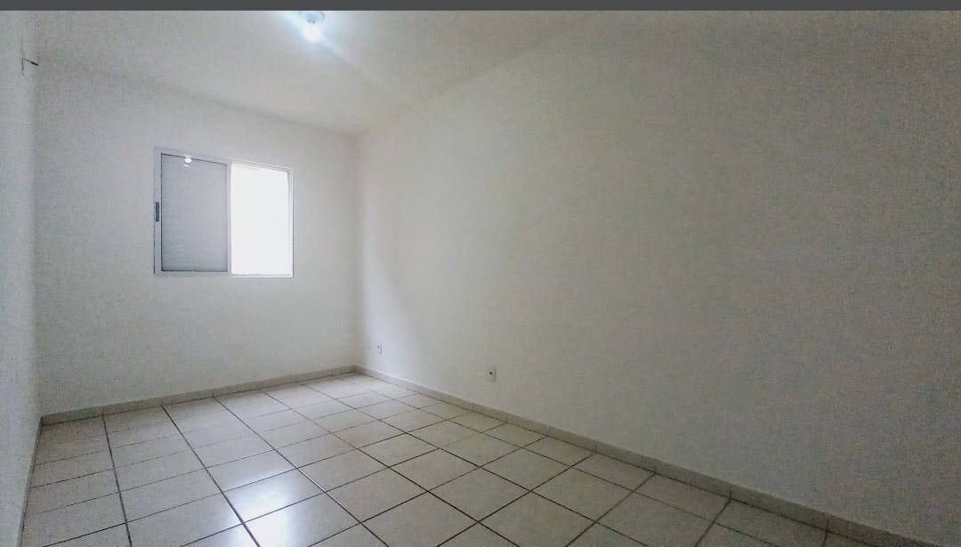 Apartamento à venda com 2 quartos, 60m² - Foto 5