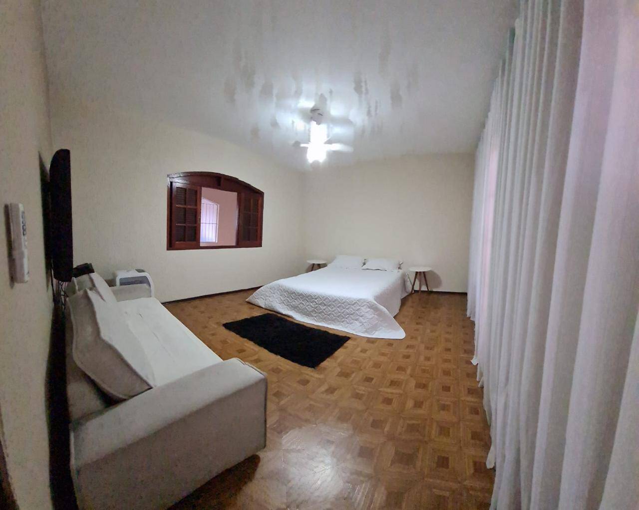 Casa à venda com 2 quartos, 285m² - Foto 10