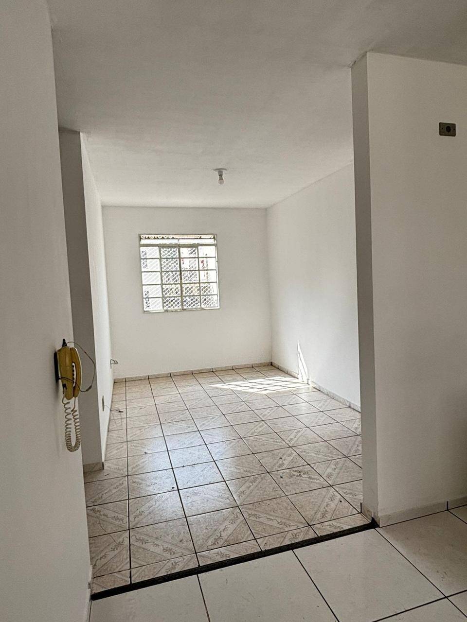 Apartamento à venda com 2 quartos, 60m² - Foto 4