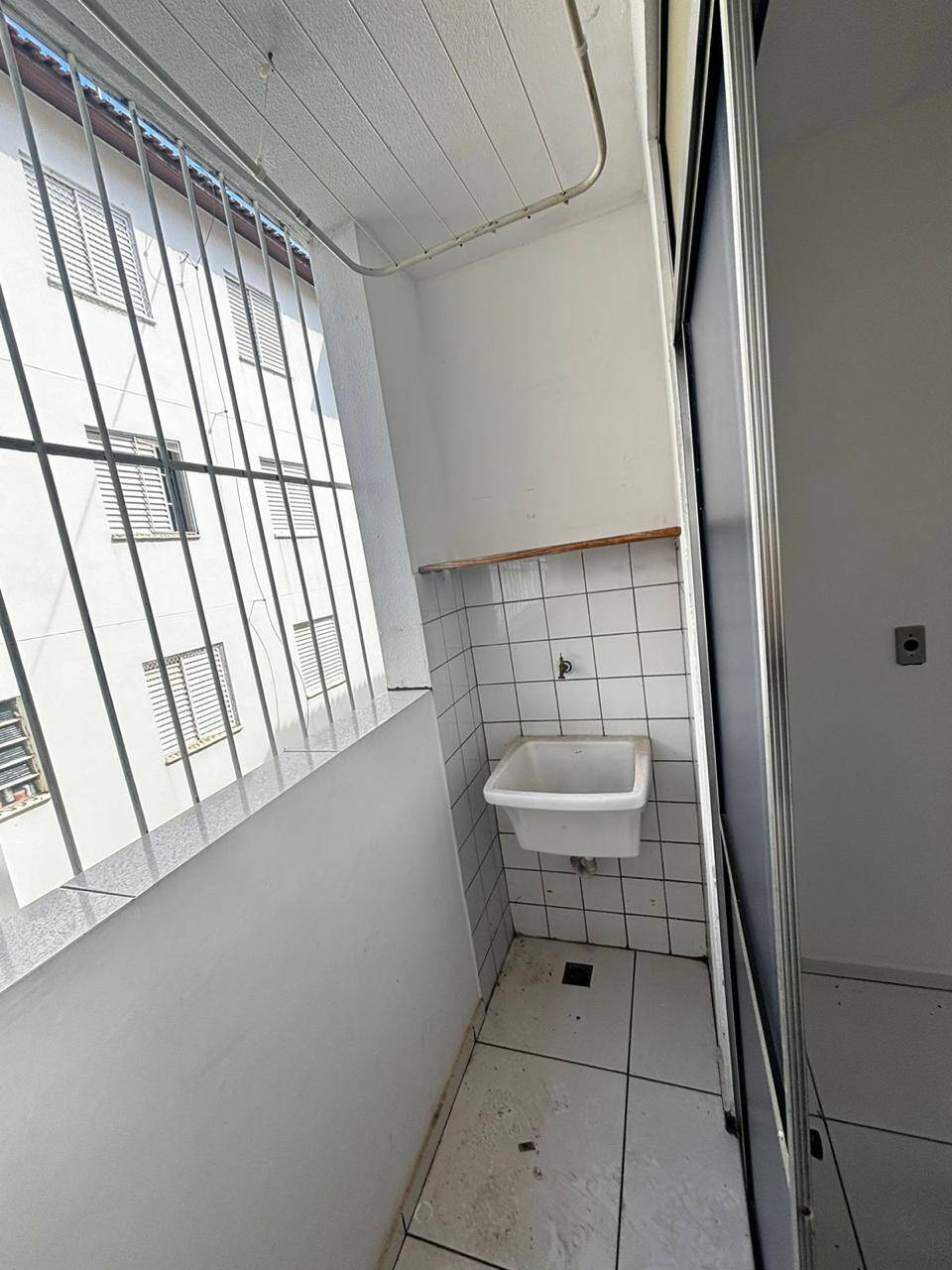 Apartamento à venda com 2 quartos, 60m² - Foto 13