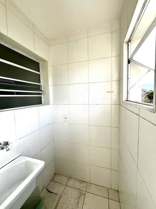 Apartamento à venda com 2 quartos, 60m² - Foto 8