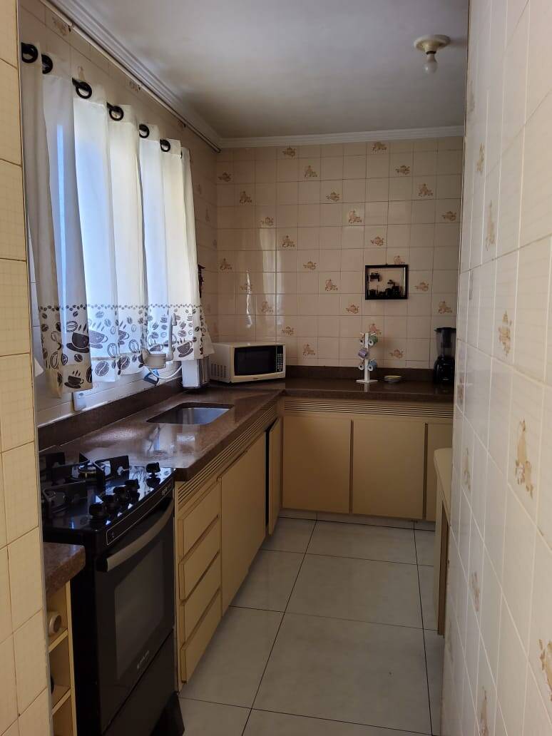 Apartamento à venda com 2 quartos, 69m² - Foto 3