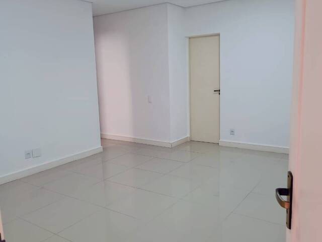 Apartamento para Venda em Jundiaí - 1