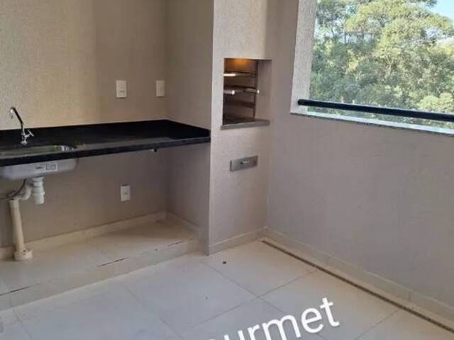 Apartamento para Venda em Jundiaí - 1