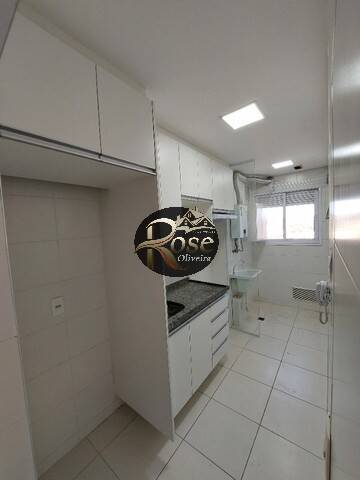 Apartamento à venda com 3 quartos, 65m² - Foto 1