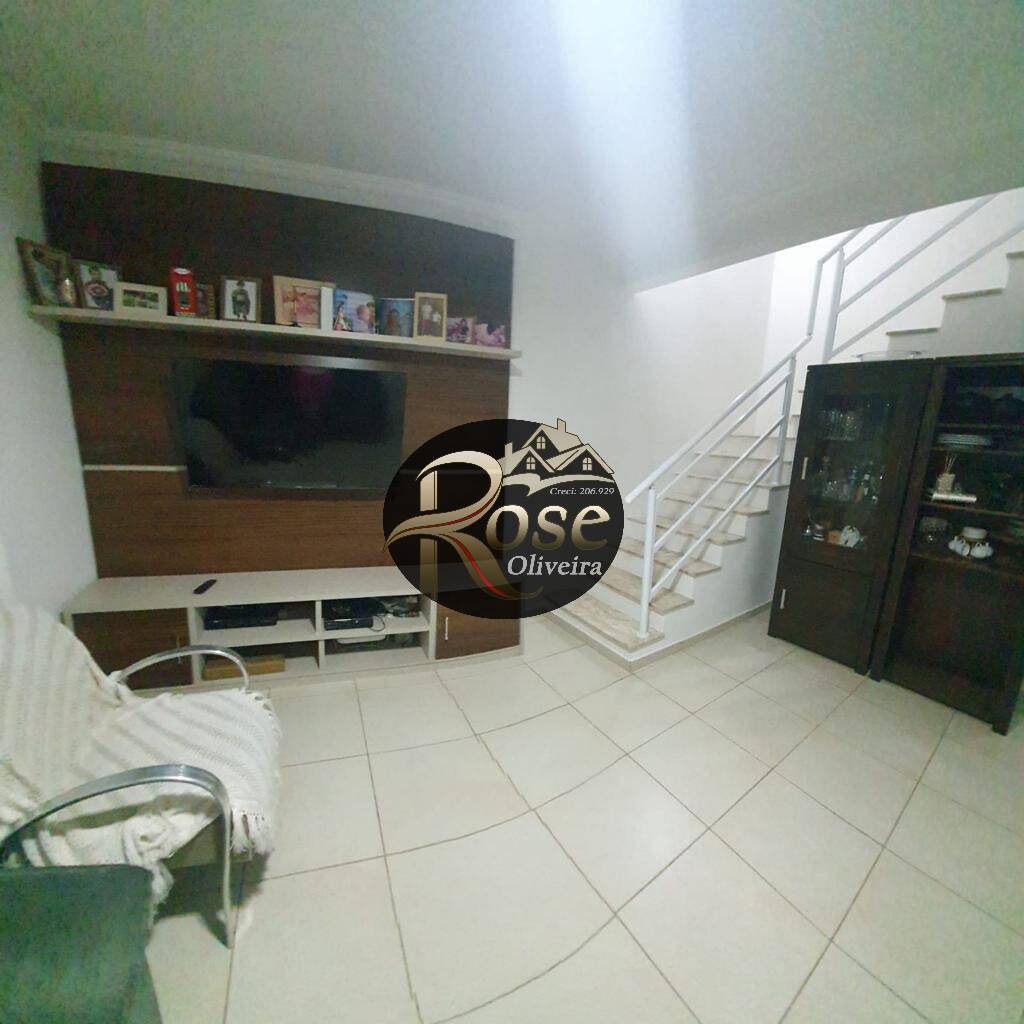 Casa de Condomínio à venda com 3 quartos, 149m² - Foto 2