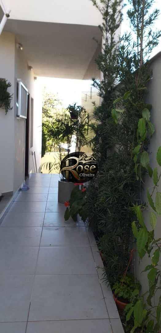 Casa à venda com 3 quartos, 190m² - Foto 10