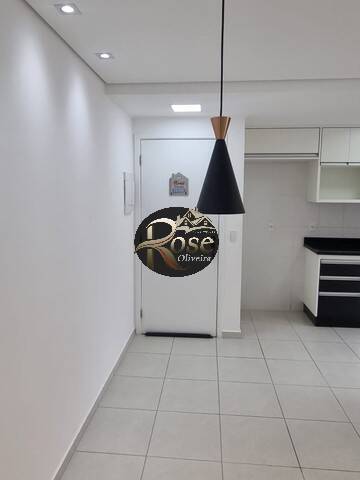 Apartamento à venda com 2 quartos, 66m² - Foto 2