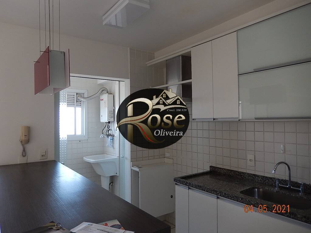 Apartamento à venda com 4 quartos, 190m² - Foto 4