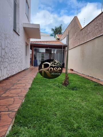 Casa à venda com 3 quartos, 303m² - Foto 18