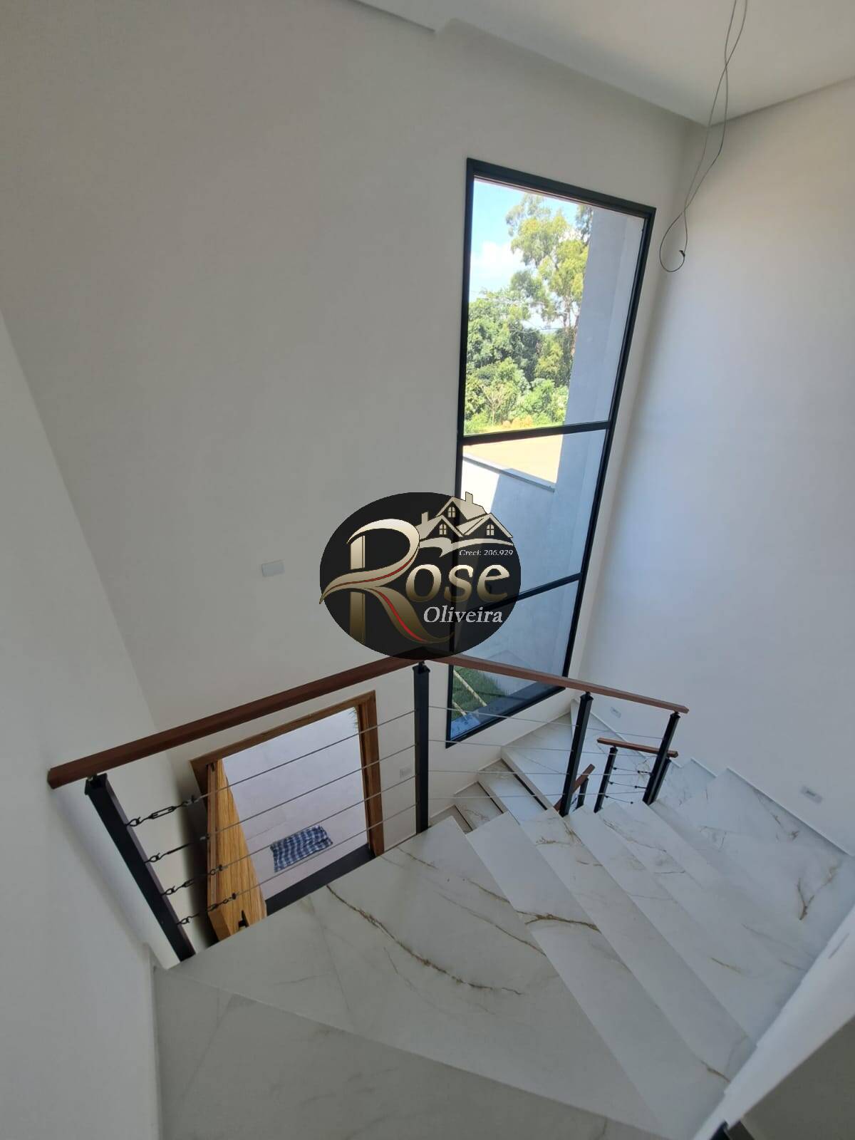 Casa à venda com 4 quartos, 200m² - Foto 8