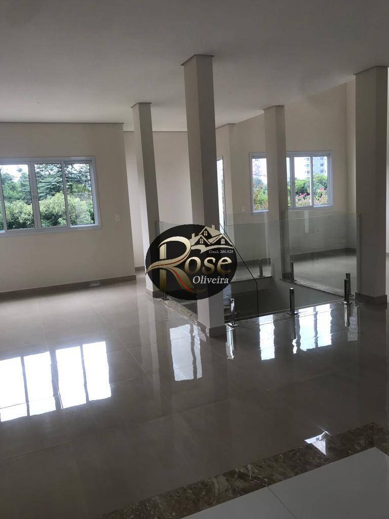 Casa de Condomínio à venda com 3 quartos, 220m² - Foto 3