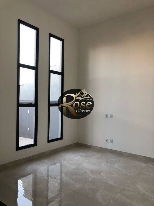 Casa à venda com 3 quartos, 105m² - Foto 4