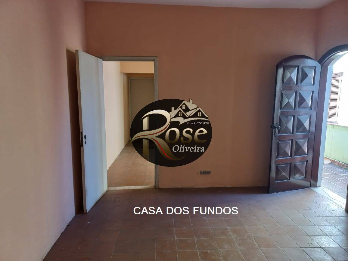 Casa à venda com 4 quartos, 190m² - Foto 27