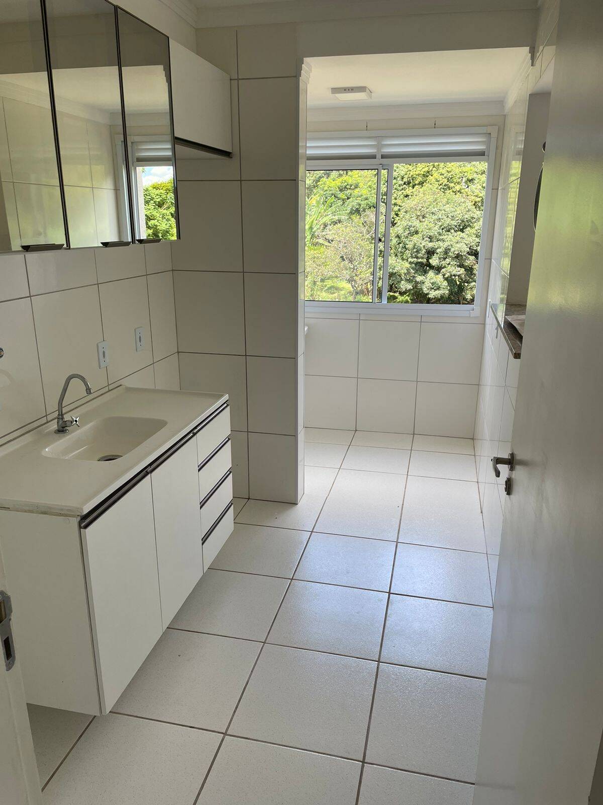 Apartamento à venda com 2 quartos, 48m² - Foto 2