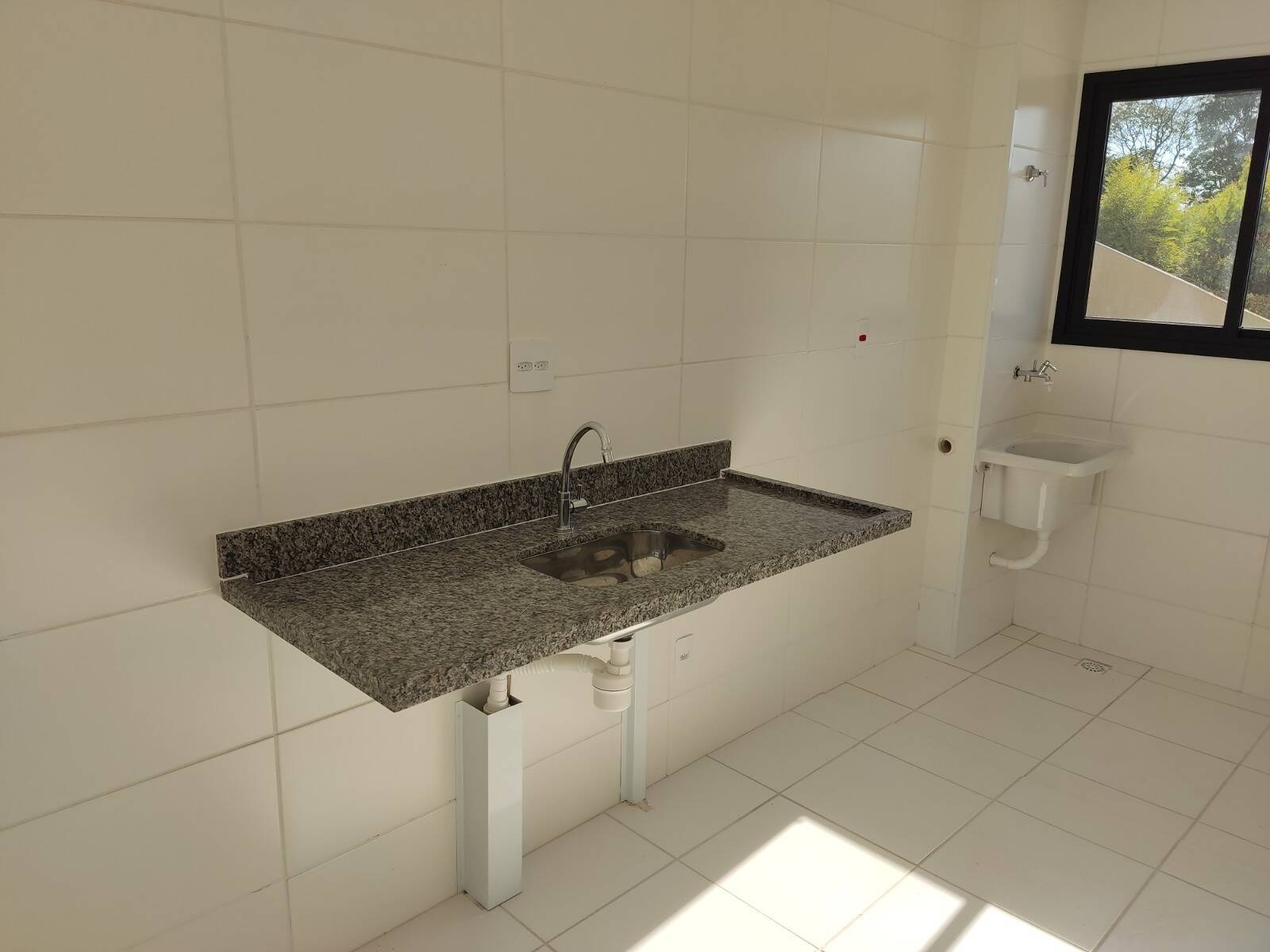 Apartamento à venda com 2 quartos, 51m² - Foto 2