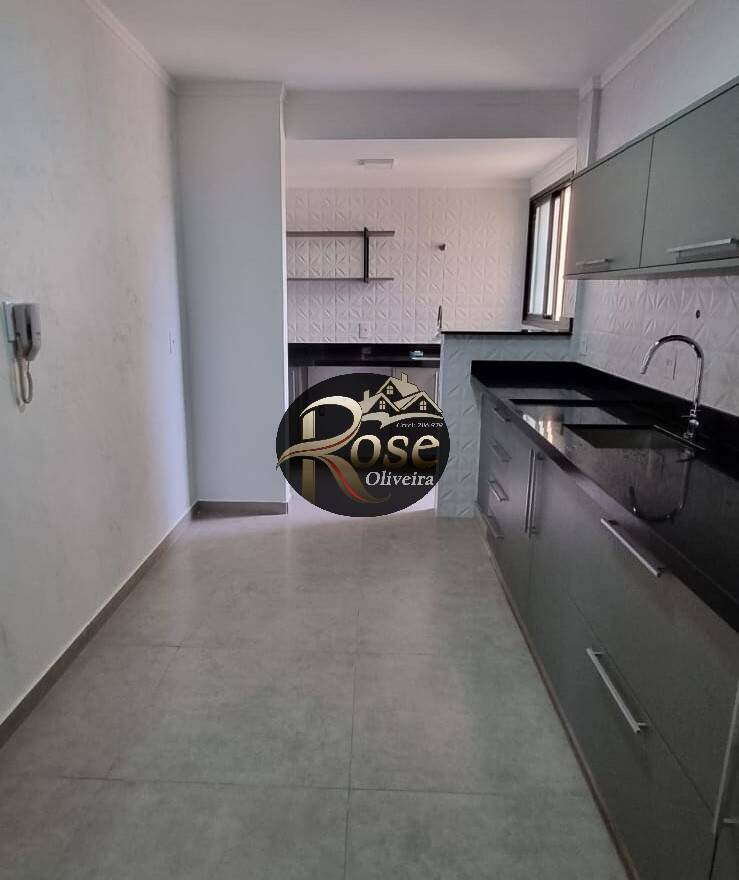 Apartamento à venda com 3 quartos, 97m² - Foto 4