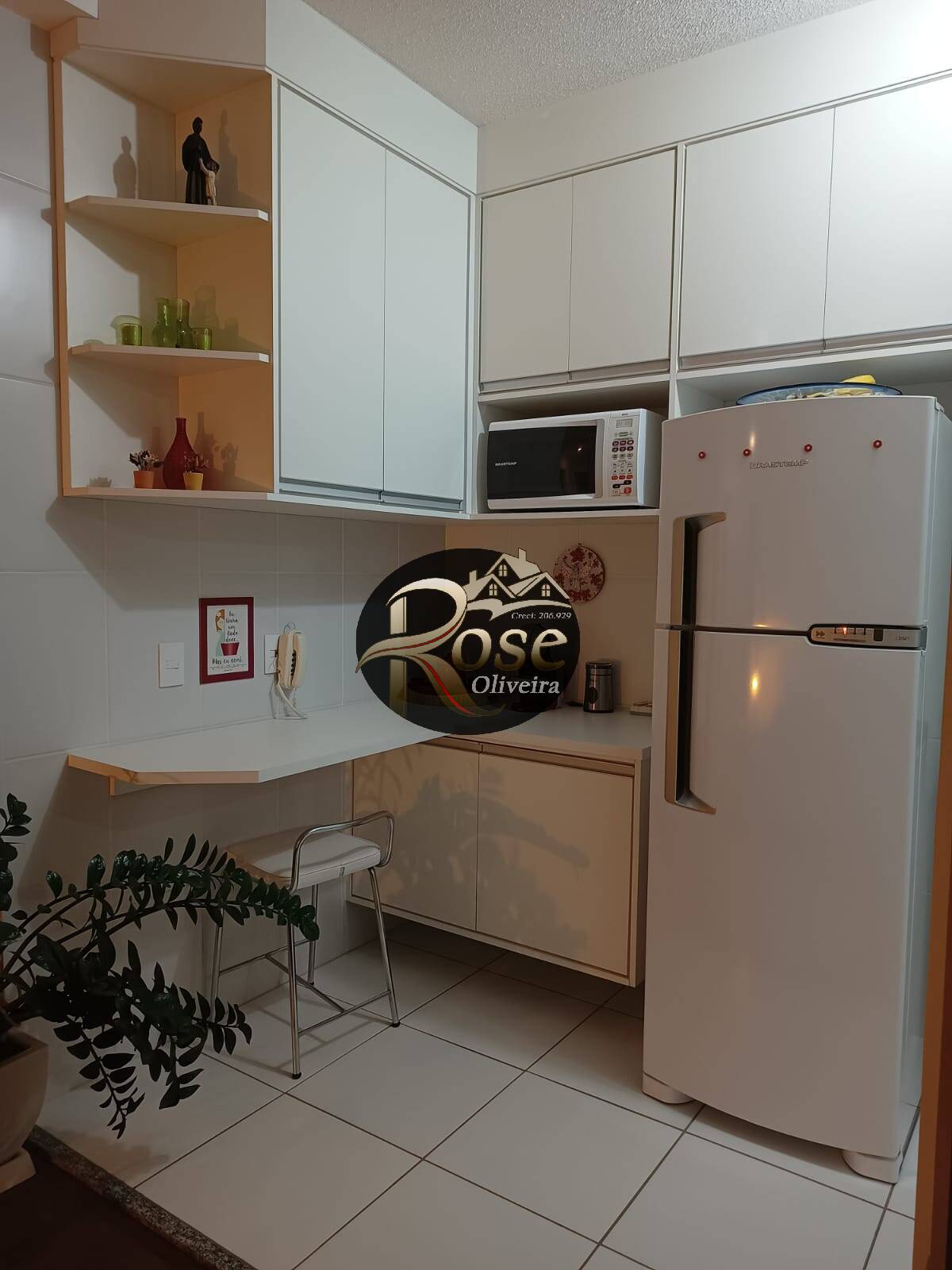 Apartamento à venda com 2 quartos, 66m² - Foto 3