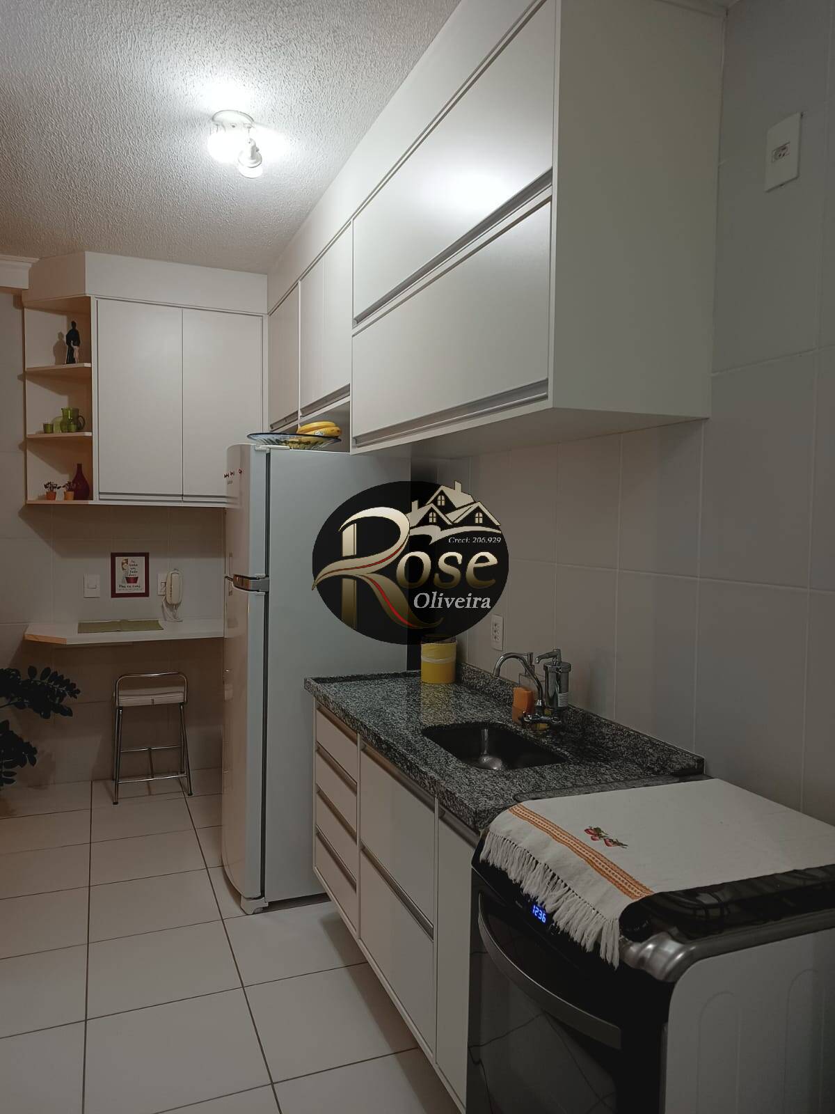 Apartamento à venda com 2 quartos, 66m² - Foto 4