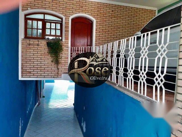 Casa à venda e aluguel com 4 quartos, 320m² - Foto 8