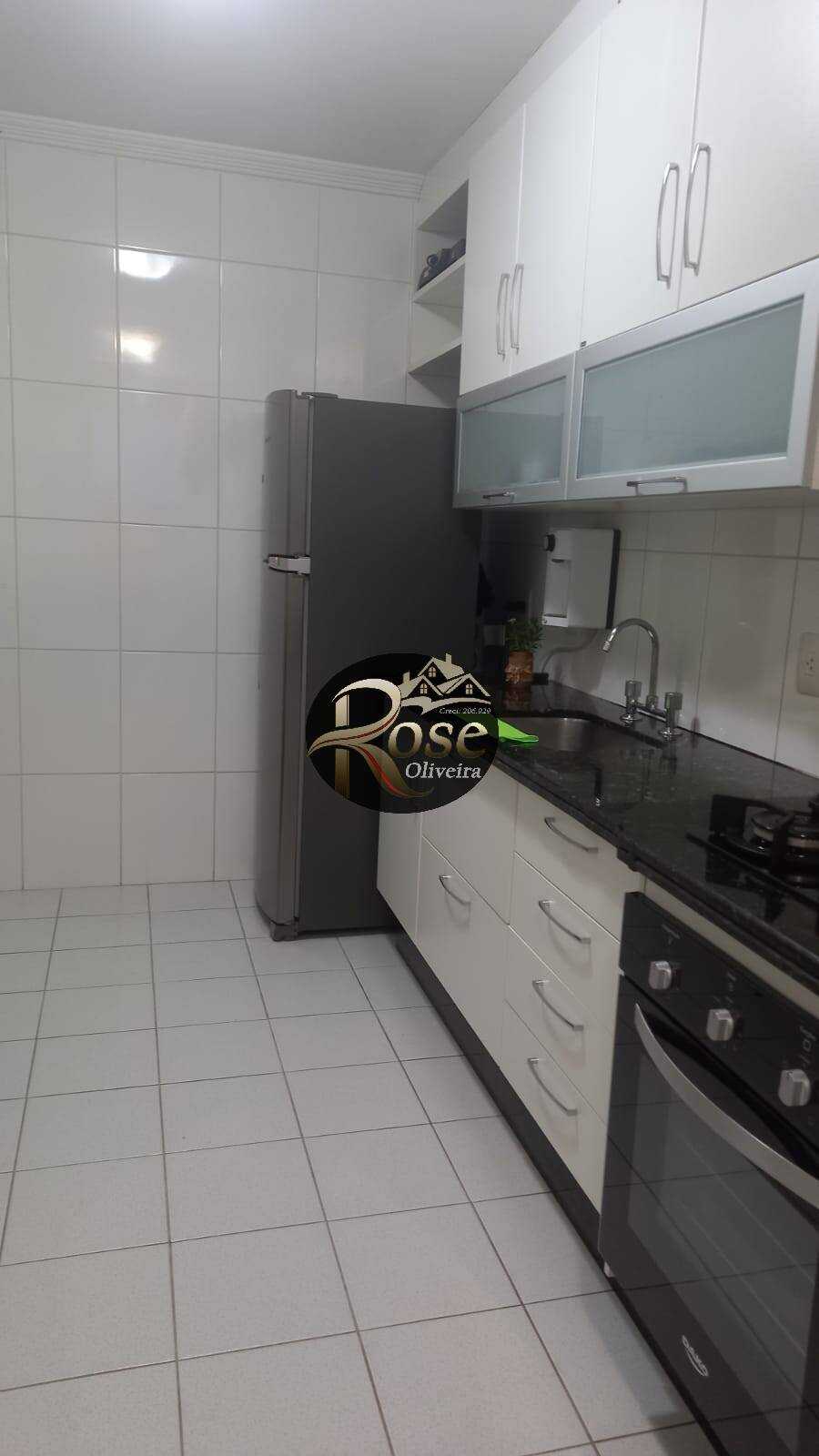 Apartamento à venda com 3 quartos, 90m² - Foto 3