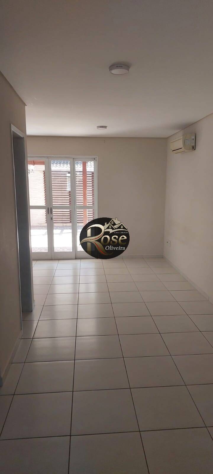 Casa de Condomínio à venda com 3 quartos, 110m² - Foto 3