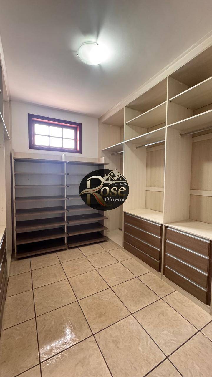 Casa à venda com 3 quartos, 245m² - Foto 32